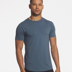 CUTS - Crew Curve-Hem - Size Large